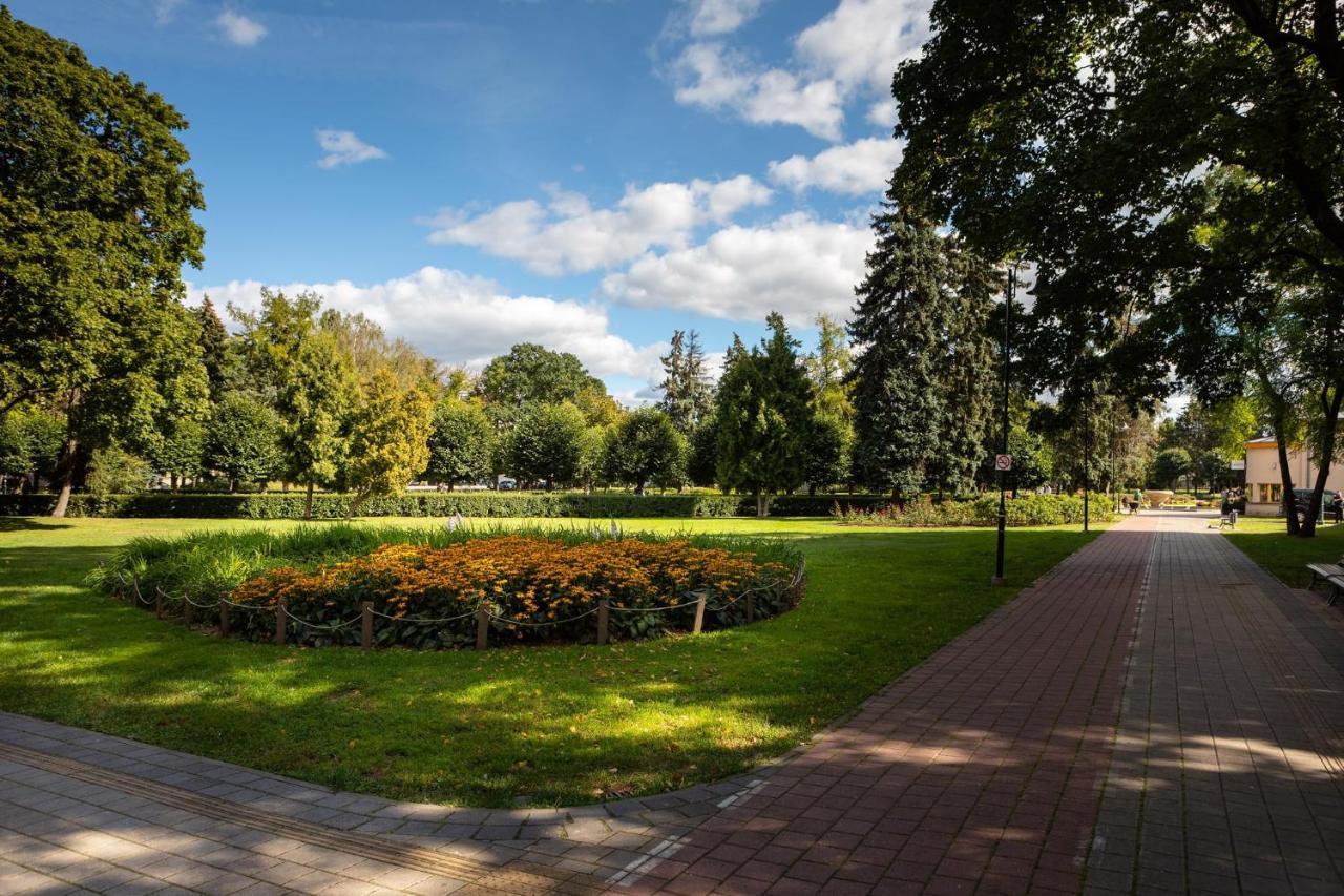 Ziedondarza Park One Bedroom Apartment With Balcony Riga Exterior foto